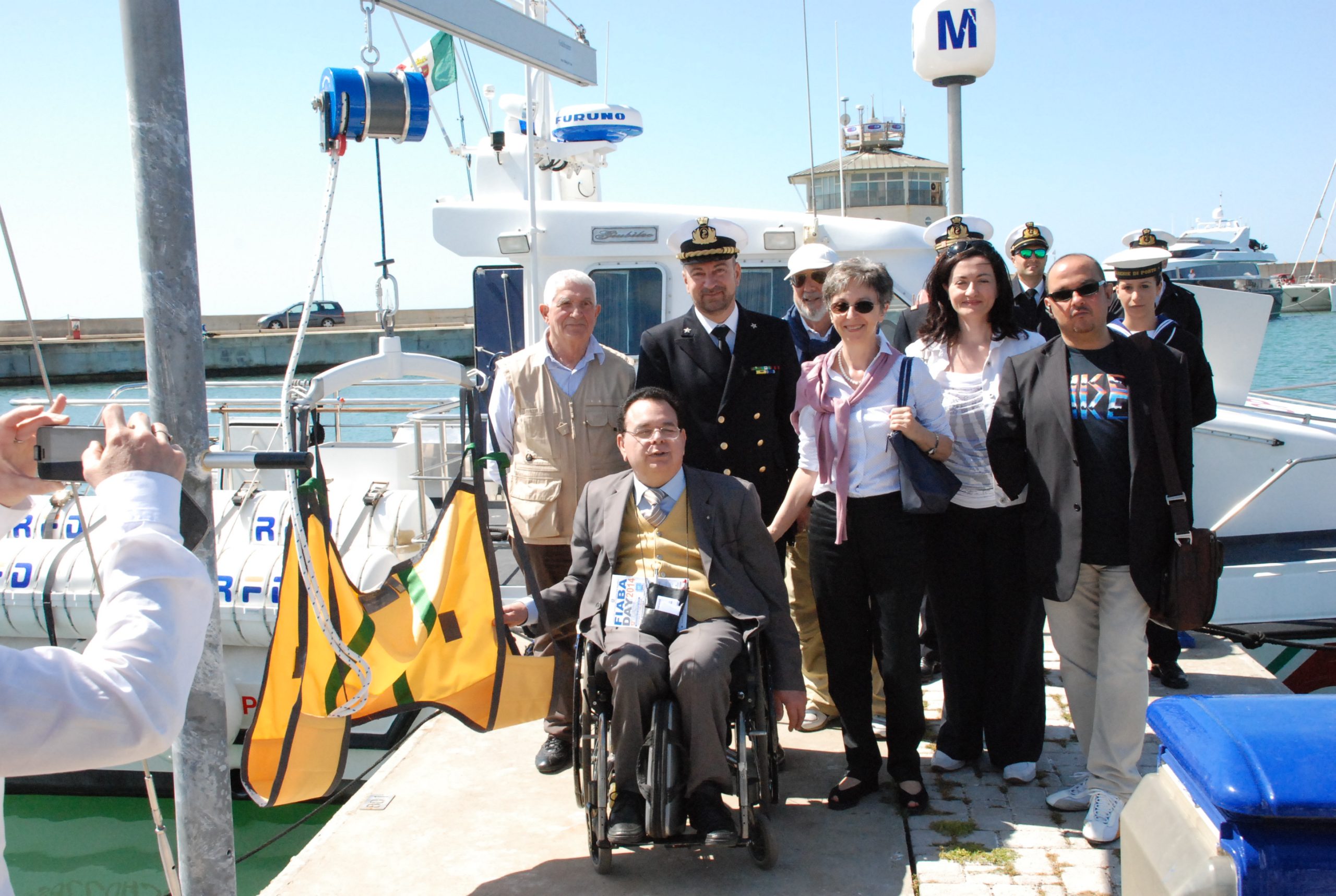 L’inaugurazione della gru per i disabili 09/05/2015